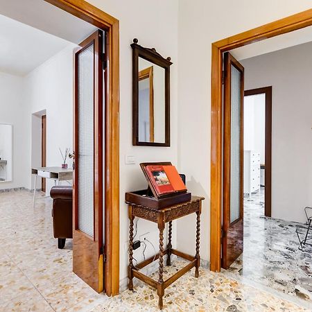 Vivilo Collection - San Vito View Apartment - 3 Bdr 2 Baths Roma Ngoại thất bức ảnh
