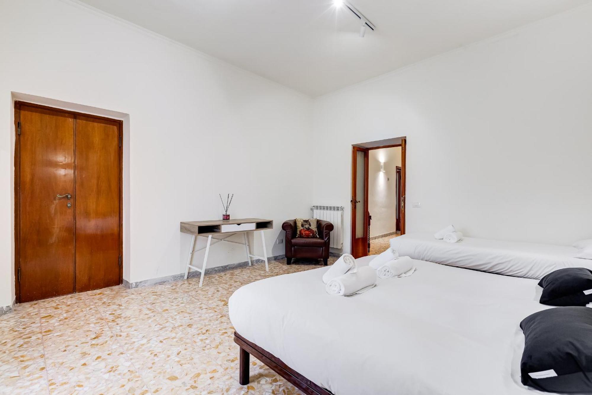 Vivilo Collection - San Vito View Apartment - 3 Bdr 2 Baths Roma Ngoại thất bức ảnh