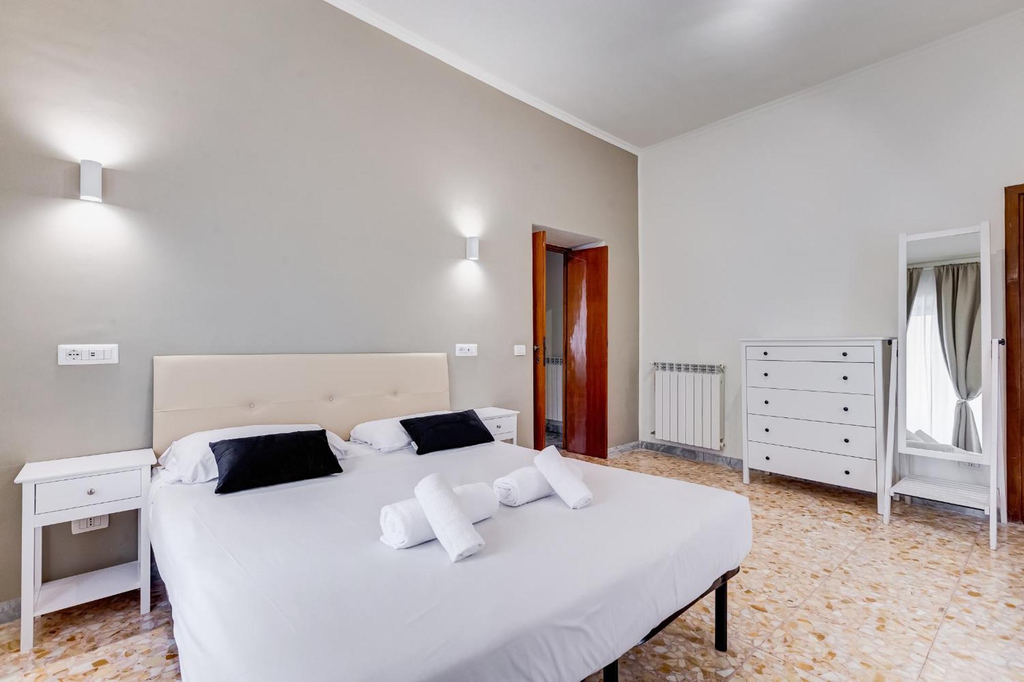 Vivilo Collection - San Vito View Apartment - 3 Bdr 2 Baths Roma Ngoại thất bức ảnh